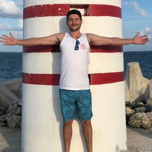 Meet your Posher, Grayson